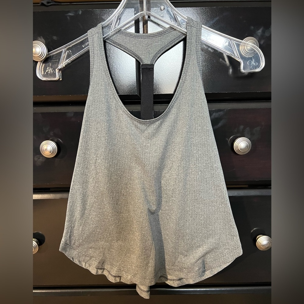 Old Navy Women’s Activewear Top, Gray, XSP